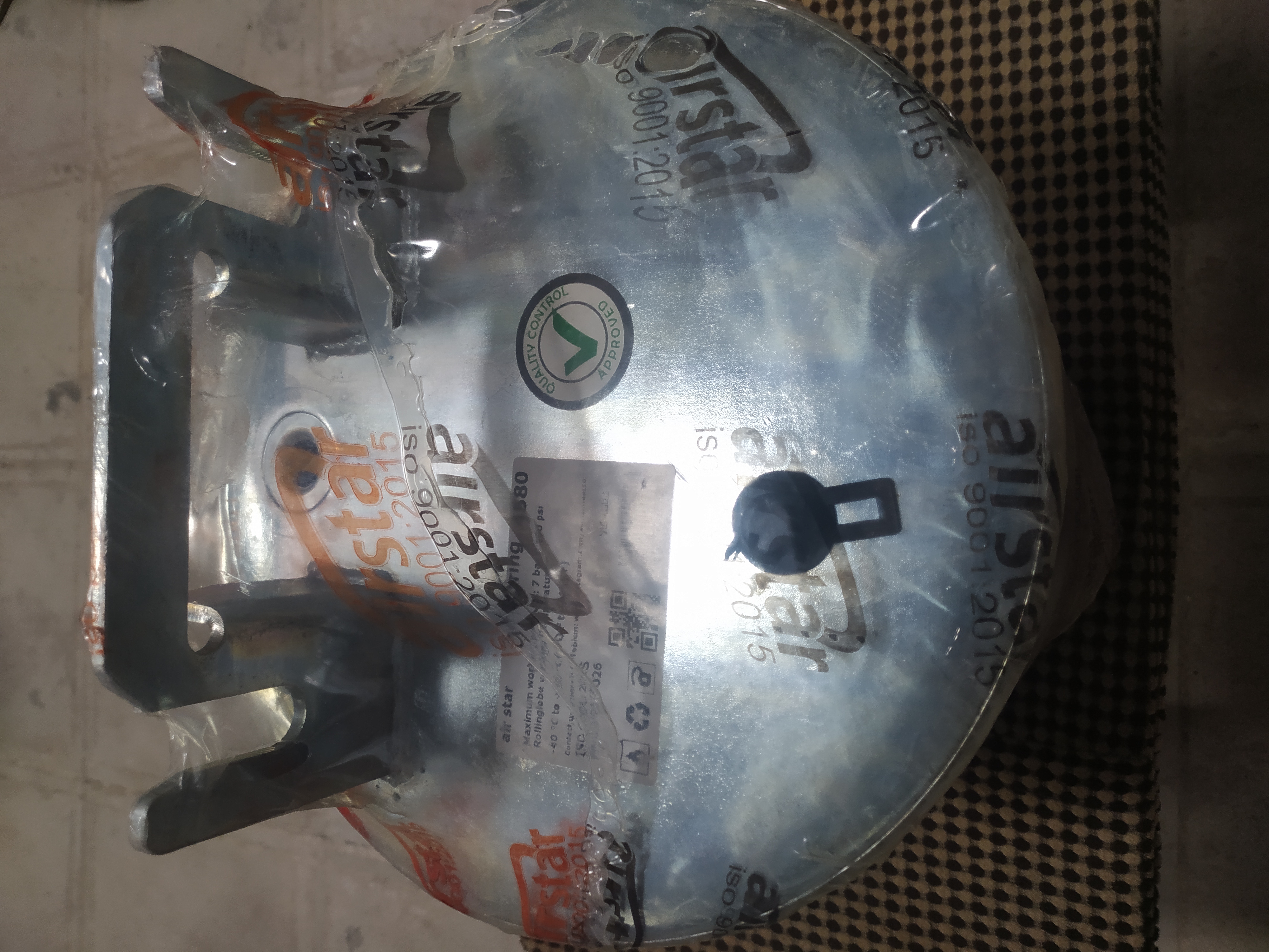کیسه باد 4580اکسل جلو ولوو FH500و رنو T  ایر استار زنجان